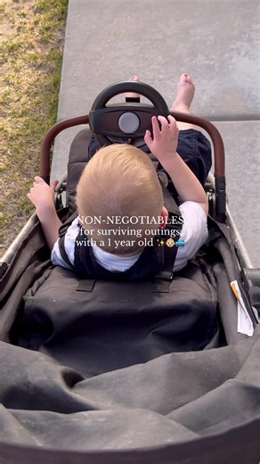 Essential Items for Outings with a One-Year-Old