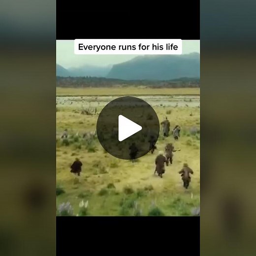 Bombur Running Scene in Middle-Earth | LOTR Hobbit Meme