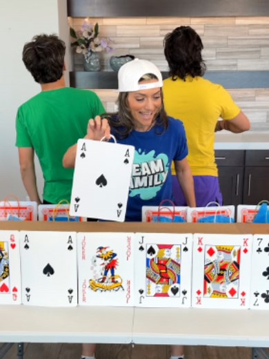 Match Jumbo Cards Fast: How to Play and What Is a Toy Card