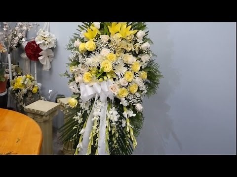 How to make a standing spray arrangement