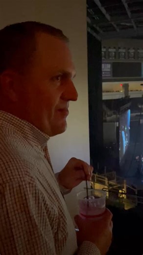 Fortunate to be with the fun crew from the Yellowstone …. er I mean the Lindskov’s LT Ranch at SD Cattlemen’s Gala June 21st in Sioux Falls! We have 2 tickets to this spectacular event for the first bull sale customer that wants them! Thanks for the invite Bryce and Todd Lindskov! | Hot Barn Report