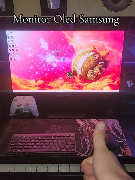 para ser un monitor oled de entrada tiene muy buenos colores y negros , si no eres muy exigente y quieres adentrarte al mundo oled sin gastar una fortuna este monitor cumple. aparte de que puedes conseguirlo en descuento en varias páginas este hostale 🫡 #oled ,#samsungoled #pcgamer #videogames #nostalgia