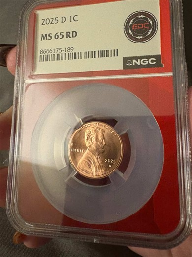 I received this in a giveaway. Kinda bittersweet. As long as we continue to spend Abe, he will continue to make his rounds. #penny #coins #collection #coincollector #copper
