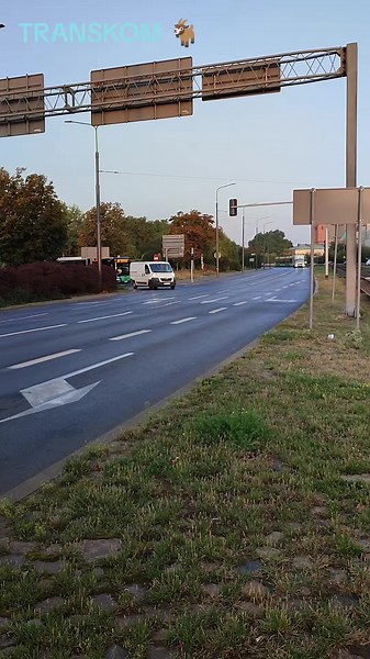 Lew #3003 wyjeżdża z pętli Rondo Śródka i kieruje się do Przebędowa obsługując linie 341🐐 . . . . #transkom #transkomgoats #autobus #czerwonak #bolechowo #koziegłowy #miękowo #owińska #kicin #tuczno #341 #przebedowo