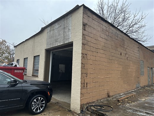 5639 Montgomery Rd, Cincinnati, OH 45212 - Stand Alone 2,000 sft Storage or Business | LoopNet