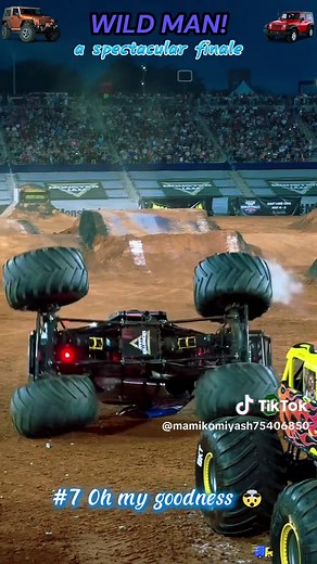 What an entry haha #monsterjam #monstertrucks #monstertruck #monstertruckshow #fullboarmonstertruck
