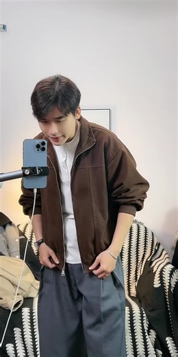 Tham gia buổi LIVE của chúng tôi để nhận nhiều khuyến mãi độc quyền!