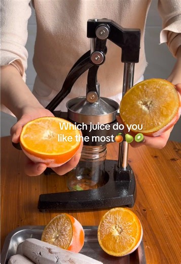 Which juice do you like the most?#juice #manualjuicer #juicingforhealth #castironjuicer #fruit