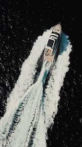 An unforgettable boating experience awaits. Welcome aboard the Yacht 60Fly - The Absolute Prisma. With elegant lines, designer furnishings, and breathtaking views, it's a refined environment crafted with care. Get ready for a unique journey Un’esperienza di navigazione indimenticabile. Benvenuto a bordo dello Yacht 60Fly - The Absolute Prisma. Linee eleganti e pulite, arredi di design e una vista mozzafiato sul paesaggio marino esterno. Ambienti raffinati, realizzati con la massima cura e in pre