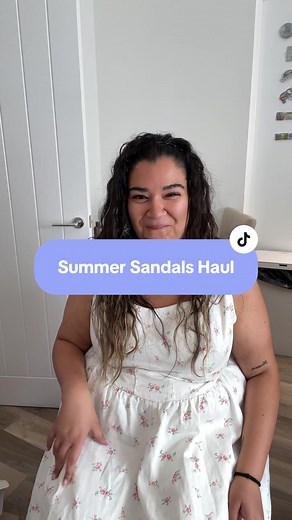 Look no further for the comfiest footwear this summer @totes Isotoner UK 🩴 #TotallyTotesSummer ☀️