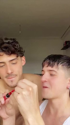 🥰🥰🥰I want to join them.#love #lgbt #gay #gaycouple #🌈 #foryou #lgbtq #fyp #tracysdog