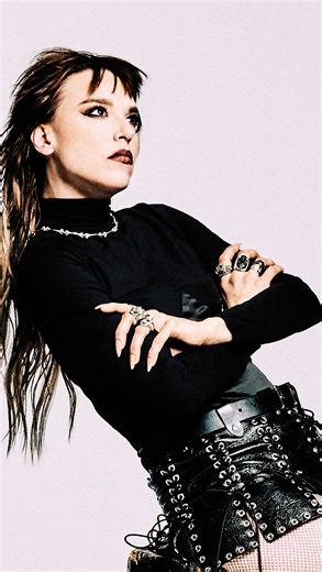 American Songwriter on Instagram: "For Lzzy Hale, Everest isn’t just an album — it’s a reckoning. From confronting her own darkness to celebrating over two decades with the same four bandmates, Halestorm’s latest project is about surviving the climb and learning to just exist. Read our full feature on Halestorm in the Sept/Oct issue of American Songwriter — link in bio."