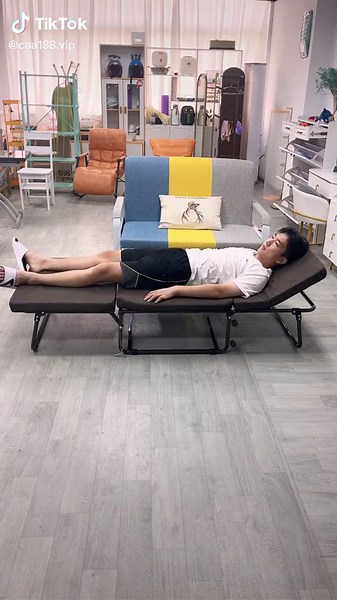 Stylish Living Room Ottoman Uses and Benefits