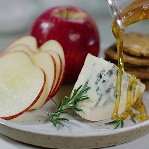 Looking for the Ultimate Apple Experience? You’ve found it! Follow us for the latest recipes, food inspo, and more! 🍎 | Envy Apple