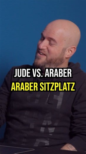Tickets für Comedy Shows 🎙unter www.dinimuettercomedy.ch 🎟 Link findet Ihr auch in der Bio 🔗 Ein Ausschnitt aus dem ersten Teil "Jude vs. Araber" 🗡 komplettes Video auf Youtube 📺 --- @zurichjew ist Jude ✡, ich bin Araber ☪ und wir sind Freunde 🥳 Dieses Video ist reine Satire/Comedy und stellt keine echten Meinungen dar 🎭 und unterstützt in keiner Art und Weise Antisemitismus oder Islamophobie 🚫 Dieses Video zeigt ❤ Liebe und Toleranz 🌍 und wie wichtig es ist, dass man sich selbst nicht 