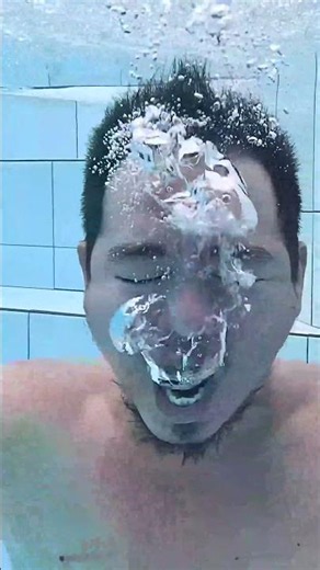 Burp Coke Light vs Strawberry Yogurt Underwater