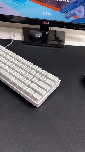 #gaming #gamingmouse #gpro #wireless do you guys think I got ripped off? 🤥