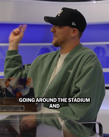 Jeff Hoffman's Thanos tattoo is perfectly balanced, as all things should be 🫰 | MLB