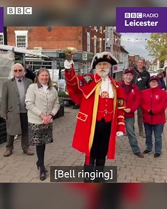 ‘Oyez! Oyez! Oyez!’ This is the moment town crier, Joe David, opened Hinckley Market this morning. Read more here: https://bbc.in/3a3f8rs | BBC Leicester