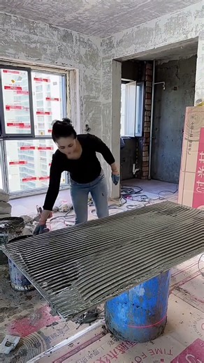 Skilled & Stunning! Tile Fitting Done Perfectly 😍 #BeautifulWorker #TilesDesign