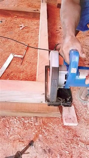 Tidy up the frame #woodworking #tips #frame #diy