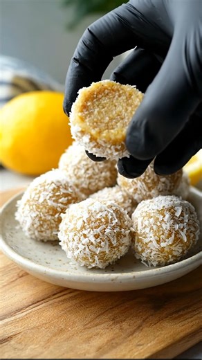 Lemon Energy Balls Ingredients: Zest from 1 lemon ½ tsp vanilla extract ½ tsp sea salt ...... Full Recipe in Coʍmеոτ 💬 | Savory Stories