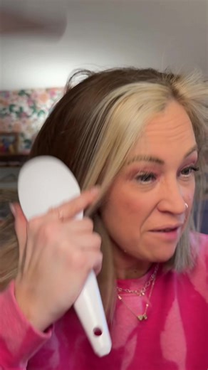 Yes- the miracle brush is great for literally any hair type- fine/thin/thick hair. I will never go back to another hair brush #miraclebrush #shinyhair #allhairtypes #finehair #tiktokshopcreatorpicks