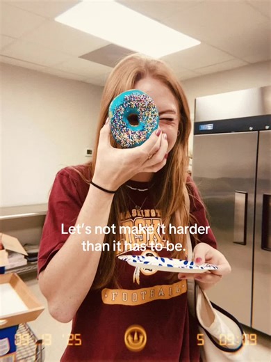 Cute little edit to girls chase boys #edit #fyp #editing #friends #aesthetic