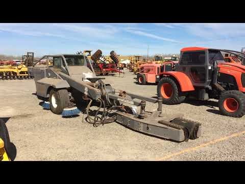 Lot # : 141 - 2014 Orchard Rite Monoboom Shaker