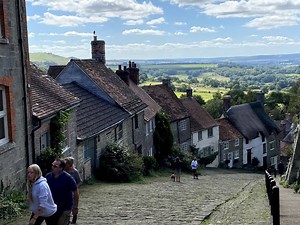 【ロンドンから日帰りＯＫ】コッツウォルズなみに可愛らしいイギリスの村を紹介｜英在住家族のおすすめ