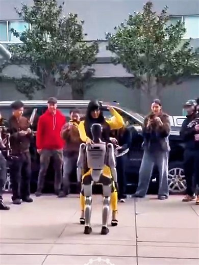 Rapper Cardi B had a very strange interaction with a humanoid robot in San Francisco over the Super Bowl weekend. In footage shared by TMZ, the 33-year-old entertainer, for whatever reason, started twerking for a compact humanoid robot outside an InterContinental hotel. After a few seconds, the robot tipped forward and knocked the rapper to the ground. It’s unclear what caused the robot to fall. Bystanders immediately stepped in to help, while Cardi B got up right away apparently uninjured. The 