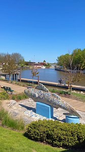 This view is the St. Clair Boat Harbor, which has a boat launch, kayak launch, kayak rentals, fish cleaning station, transient docking, fuel, campground, fishing pier, and even a five-hour free dining floating dock for boaters. Five excellent local dining choices are right here on restaurant row: Pepper Joe's, Lacroix's Riverside Pub, Murphy Inn, Ted's Coney Island, and The Voyageur. Discover more to ❤ on Michigan's Thumbcoast at bluewater.org #StClair #Michigan #Thumbcoast | Discover The Blue M
