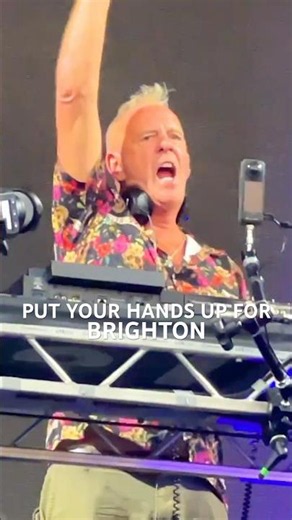 Fatboy Slim: Put your hands up for #BRIGHTON ❤️ He loves the cityyy #brightonbeach #fatboyslim