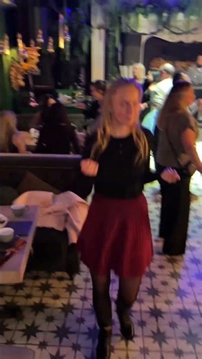 Просто пятница 😎 танцы 💃