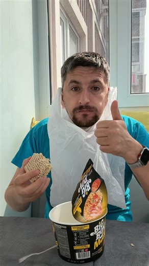 He Found a Way Not to Drop the Noodles