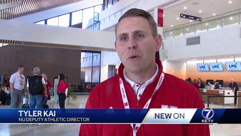 Big Red fans head to LA hoping for win against USC