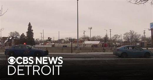 2 hospitalized after shooting on Lodge Freeway in Detroit