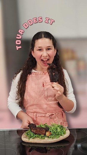 Spicy, sticky, saucy… Tova just took ribs to a whole new level. 🍯🔥 The kind of dinner that makes everyone stop talking and start eating. Want the recipe and full video? Comment RIBS below and we’ll send it your way! | Kosherdotcom