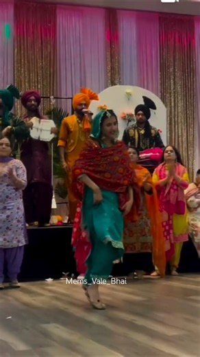 Punjabi vibe #song #memeri #danceperformance #love #dancerecital #instagram #duet #danceshow #viral