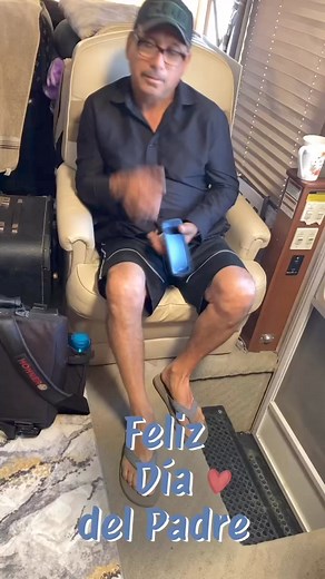 MUCHÍSIMAS FELICIDADES Martin Ayala Guerrero Hoy en EL DÍA DEL PADRE! 👔 Gracias por El Cariño que Le Has Regalado a Nuestra Hija Carmen Miranda Jara Te Amamos Mil!❤️😍❤️ | Carmen Jara