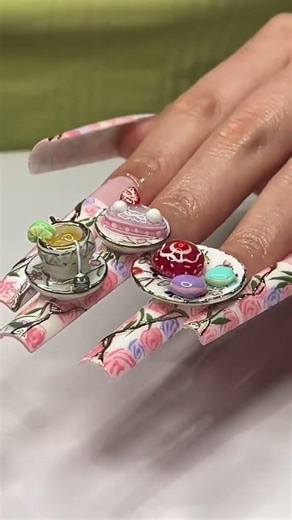 Trendy Nail Art Design 💅 | Easy & Beautiful Nails Tutorial | Nails By Lisa