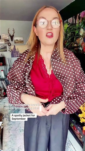 This women’s polka dot bomber jacket is such a good autumn layering piece