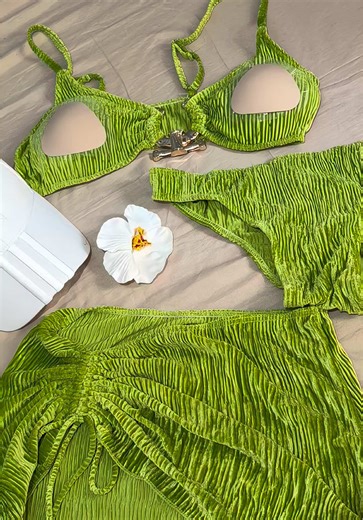 N1PPLE COVER from, @herah! #siliconecover #summeroutfitideas