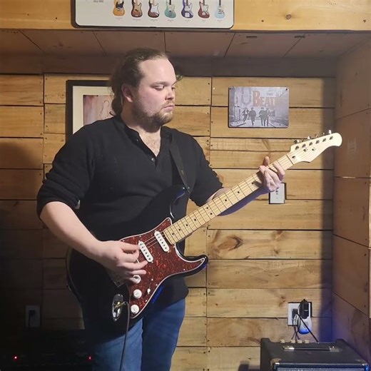 All Time Low - Lost In Stereo (Main Riff)