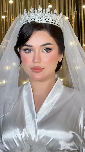 Dina Al-Abdullah on Instagram‎: "احلى عروس ممكن تشوفوه🥹🫶🏻 #meakupartist #عروس #ترند #bride #makeuplover #عروس #ميكاب_عيون #مناسبات"‎