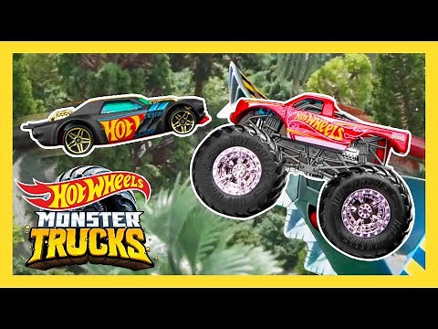 Epic Beach Loop Challenge on Monster Trucks Tournament of Titans! | Monster Trucks | ‪@HotWheels‬
