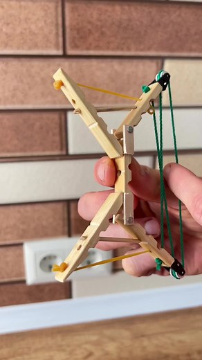 How to Build a Wooden Catapult Model