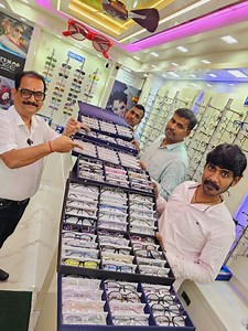 31K views · 1.7K reactions | ১পিস চশমা কিনুন হোলসেলে || ১৫০টাকায় কিনুন ৮০০টাকার চশমা || Call : 9830062996 | Digital Tutorial | Facebook