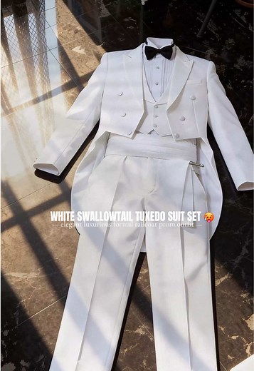 Elegant All-in-One White Tuxedo Fit for Every Occasion