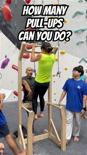 My Wife Wins a Pull Up Contest #pullup #contest